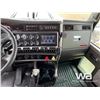 Image 8 : 2014 KENWORTH W900 T/A SLEEPER TRUCK TRACTOR