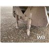 Image 8 : 2000 CANUCK TRIDEM BOTTOM DUMP TRAILER