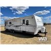 Image 2 : 2004 TERRY QUANTIUM TRAVEL TRAILER
