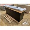 Image 3 : 17 DRAWER TOOL BENCH & CABINET