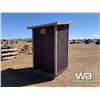 Image 3 : BROWN 2 SEATER OUTHOUSE
