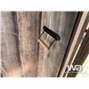 Image 8 : BROWN 2 SEATER OUTHOUSE