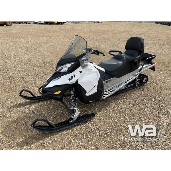 2015 SKI-DOO 600 REV XS SNOWMOBILE