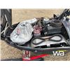 Image 17 : 2001 POLARIS RMK 800 SNOWMOBILE