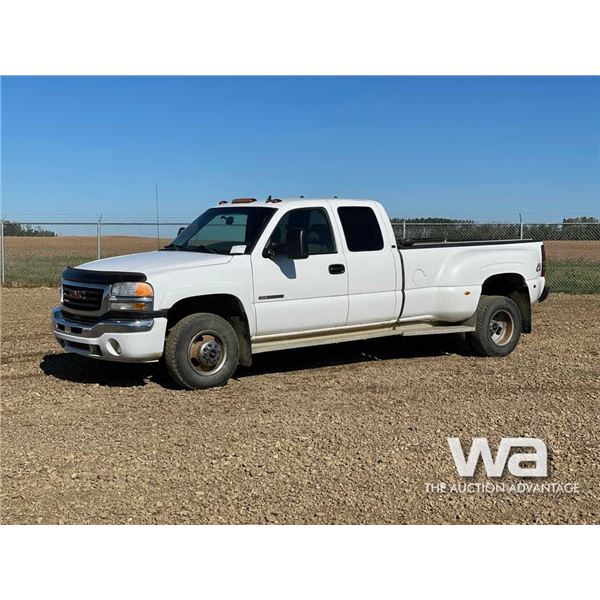 2006 GMC 3500 E-CAB PICKUP