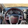 Image 10 : 2013 CHRYSLER TOWN & COUNTRY 6-PASSENGER VAN