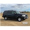 Image 2 : 2002 TOYOTA SEQUOIA SUV