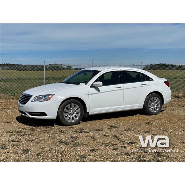 2014 CHRYSLER 200 4 DOOR CAR