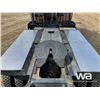 Image 25 : 2012 KENWORTH T800 TRI-DRIVE WINCH TRACTOR
