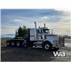 Image 2 : 2013 PETERBILT 367 TRI-DRIVE WINCH TRACTOR