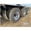 Image 18 : 2005 PETERBILT 378 TRI-DRIVE WINCH TRACTOR