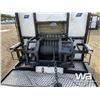 Image 24 : 2005 PETERBILT 378 TRI-DRIVE WINCH TRACTOR
