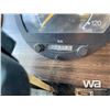 Image 10 : 1986 KENWORTH C500 402 IN T/A T/A BED TRUCK