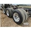 Image 16 : 2018 KENWORTH T800 TRI-DRIVE SLEEPER TRUCK