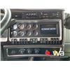 Image 9 : 2018 KENWORTH T800 TRI-DRIVE SLEEPER TRUCK