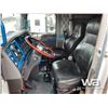 Image 6 : 2018 KENWORTH T800 TRI-DRIVE SLEEPER TRUCK