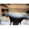 Image 13 : 2015 KENWORTH T800 TRI-DRIVE SLEEPER TRUCK