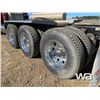 Image 21 : 2015 KENWORTH T800 TRI-DRIVE SLEEPER TRUCK