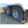 Image 23 : 2015 KENWORTH T800 TRI-DRIVE SLEEPER TRUCK