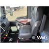 Image 7 : 2015 KENWORTH T800 TRI-DRIVE SLEEPER TRUCK