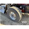 Image 16 : 2015 KENWORTH T800 TRI-DRIVE SLEEPER TRUCK