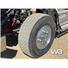 Image 17 : 2015 KENWORTH T800 TRI-DRIVE SLEEPER TRUCK