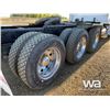Image 21 : 2012 PETERBILT 367 TRI-DRIVE SLEEPER TRUCK