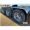 Image 22 : 2012 PETERBILT 367 TRI-DRIVE SLEEPER TRUCK