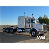 Image 2 : 2012 PETERBILT 367 TRI-DRIVE SLEEPER TRUCK
