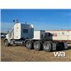 Image 4 : 2012 PETERBILT 367 TRI-DRIVE SLEEPER TRUCK