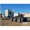 Image 4 : 2012 PETERBILT 367 TRI-DRIVE SLEEPER TRUCK