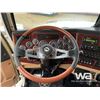 Image 10 : 2012 WESTERN STAR 4900SB TRI-DRIVE SLEEPER TRUCK