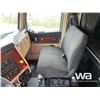 Image 7 : 2012 WESTERN STAR 4900SB TRI-DRIVE SLEEPER TRUCK