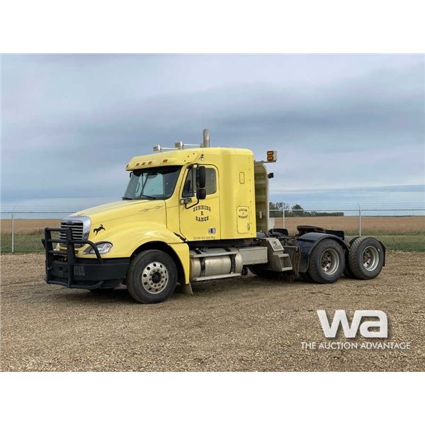 2006 FREIGHTLINER SIGNATURE T/A SLEEPER TRUCK