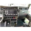 Image 8 : 2009 KENWORTH T800 TRI/A PRESSURE TRUCK