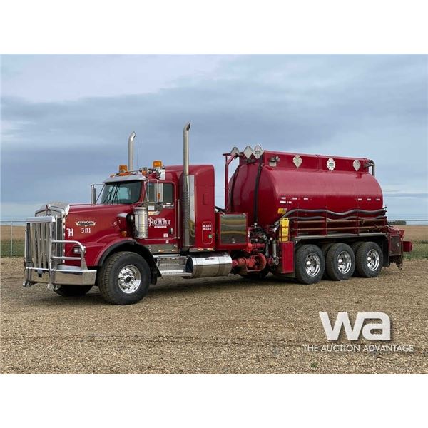 2007 KENWORTH T800B TRI/A PRESSURE TRUCK