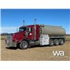 Image 1 : 2012 KENWORTH T800 TRI-DRIVE 22,000 L TANK TRUCK