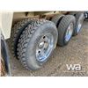 Image 21 : 2012 KENWORTH T800 TRI-DRIVE 22,000 L TANK TRUCK