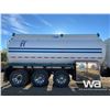 Image 21 : 2013 PETERBILT 367 TRI/A SLEEPER TANK TRUCK