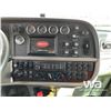 Image 8 : 2013 PETERBILT 367 TRI/A SLEEPER TANK TRUCK