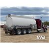 Image 3 : 2013 PETERBILT 367 TRI/A SLEEPER TANK TRUCK
