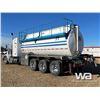 Image 4 : 2012 PETERBILT 367 TRI/A SLEEPER TANK TRUCK