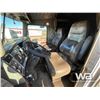 Image 5 : 2010 KENWORTH T800 TRI/A SLEEPER TANK TRUCK