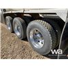Image 18 : 2008 KENWORTH T800 TRI/A SLEEPER TANK TRUCK