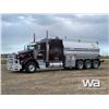 Image 1 : 2007 KENWORTH T800 TRI/A SLEEPER TANK TRUCK