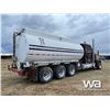 Image 3 : 2007 KENWORTH T800 TRI/A SLEEPER TANK TRUCK