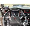 Image 10 : 2006 KENWORTH T800 TRI/A SLEEPER TANK TRUCK