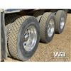 Image 19 : 2006 KENWORTH T800 TRI/A SLEEPER TANK TRUCK