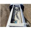 Image 35 : 2006 KENWORTH T800 TRI/A SLEEPER TANK TRUCK