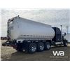 Image 3 : 2006 KENWORTH T800 TRI/A SLEEPER TANK TRUCK